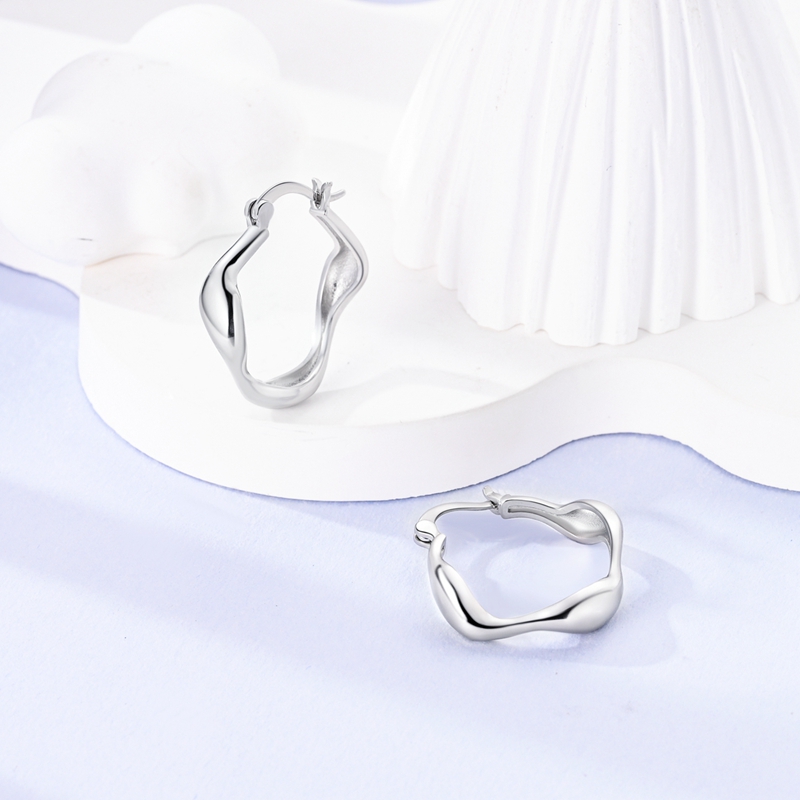 Women's High-Quality Hypoallergenic Hoop Earrings